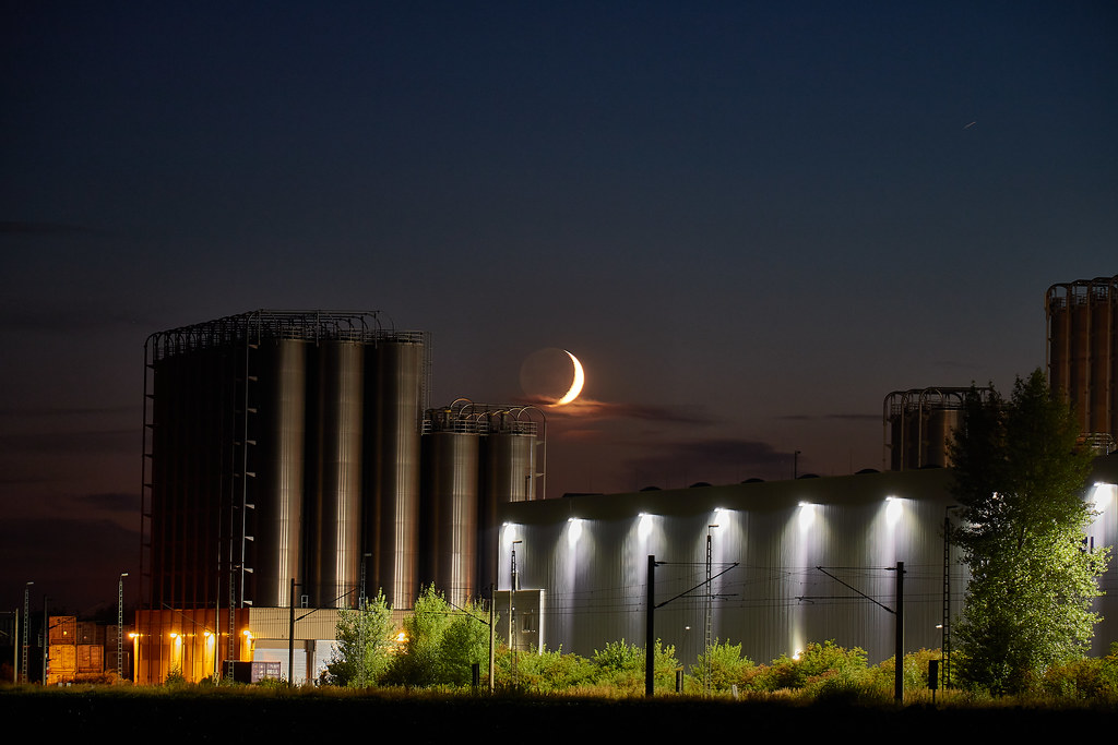Imagen de la Luna tomada desde Leipzig, Alemania