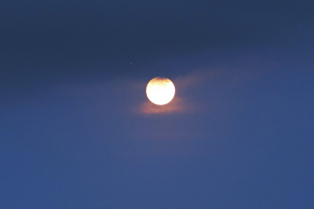 Fotos de la Luna tomadas desde Arenys de Munt, Barcelona