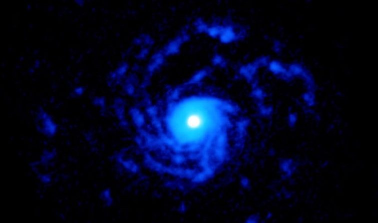 El observatorio ALMA obtiene imágenes de la turbulenta zona de formación planetaria alrededor de la estrella RU Lup