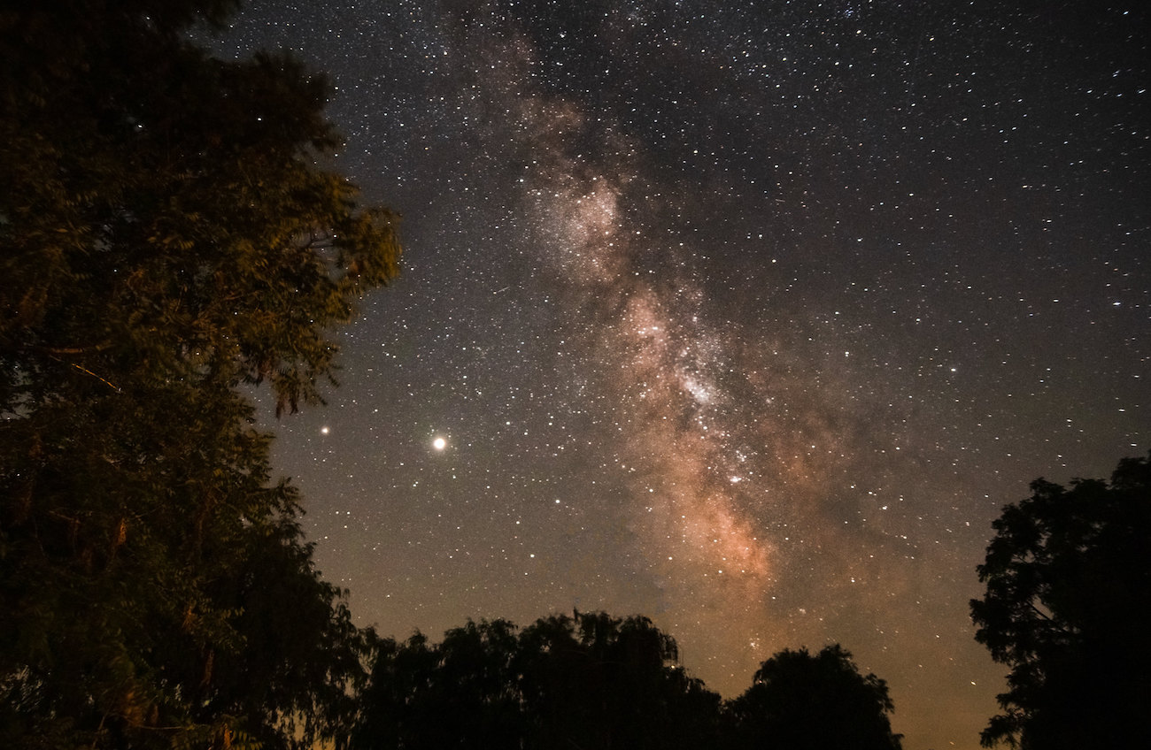 Imagen Saturno, Júpiter y la Vía Láctea tomada desde Ontario, Canadá