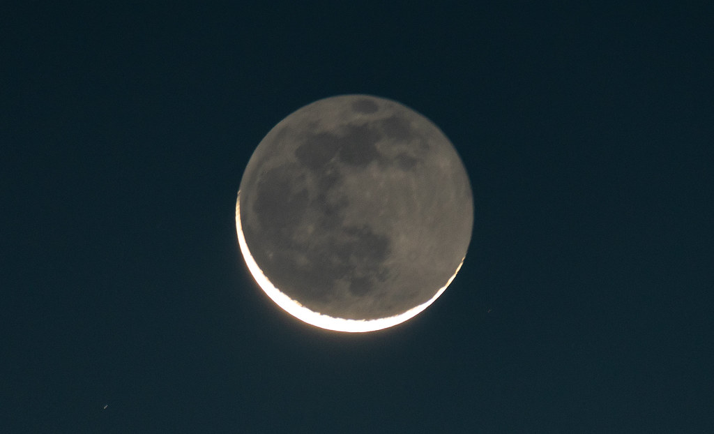 La Luna menguante fotografiada desde St Leonards, Inglaterra
