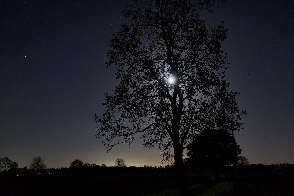 Marte y la Luna fotografiados desde Surrey, Inglaterra