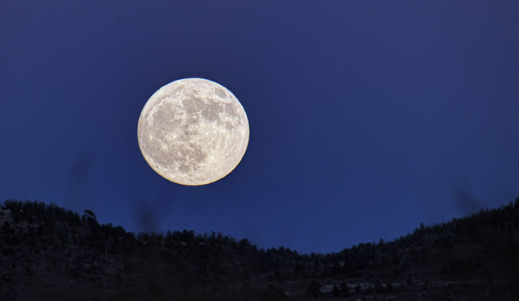 La Luna captada desde Wyoming, Estados Unidos