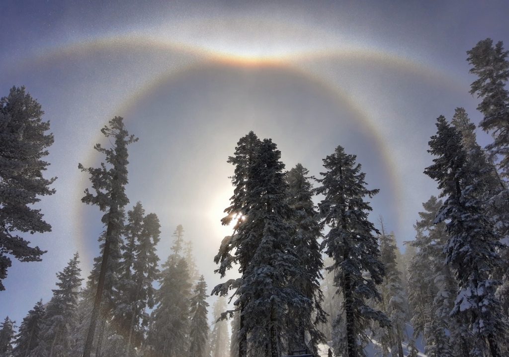 Halo solar fotografiado desde Truckee, California