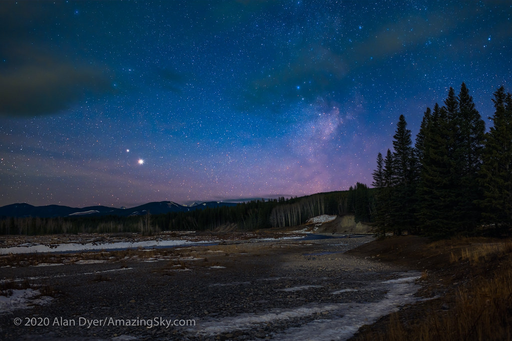 Imagen de Saturno y Júpiter tomada desde Alberta, Canadá