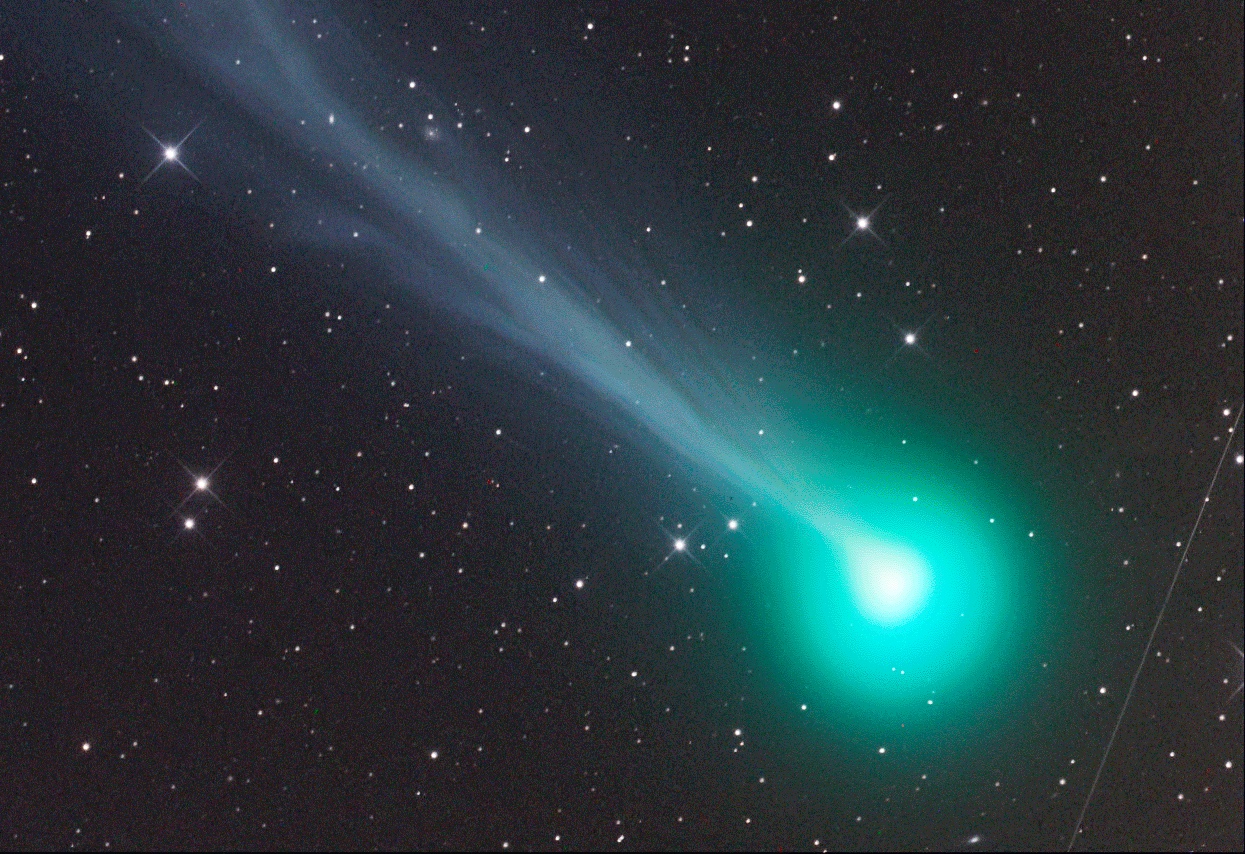 Imagen del Cometa C/2020 F8 (SWAN) tomada desde Namibia