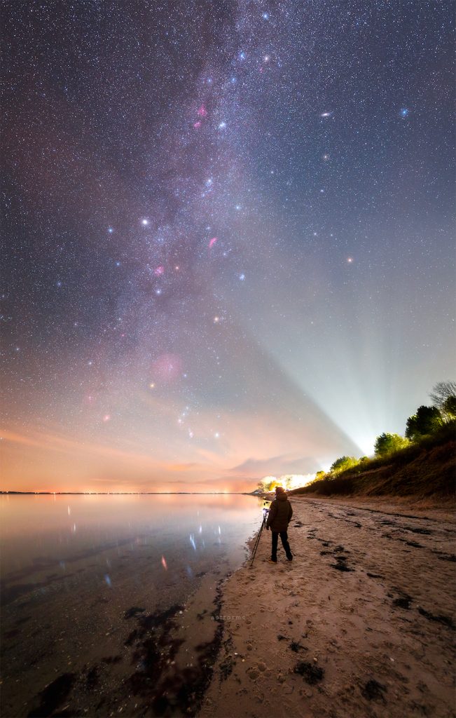 La constelación de Orión fotografiada desde Nykøbing Mors, Dinamarca
