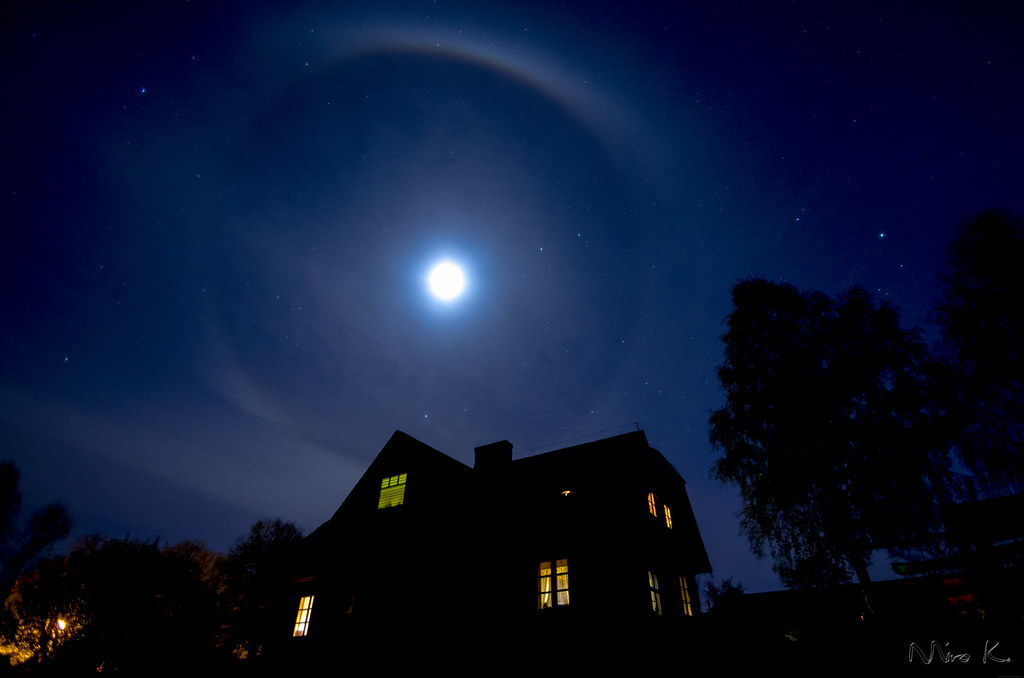 Halo lunar captado desde Bialystok, Polonia