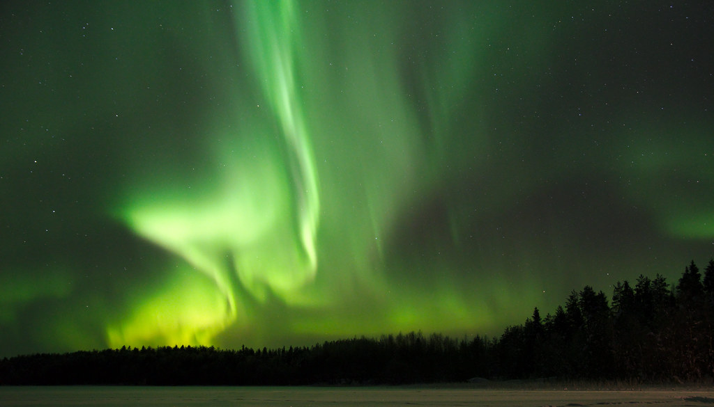 Fotografía de auroras boreales tomada desde Posio, Finlandia