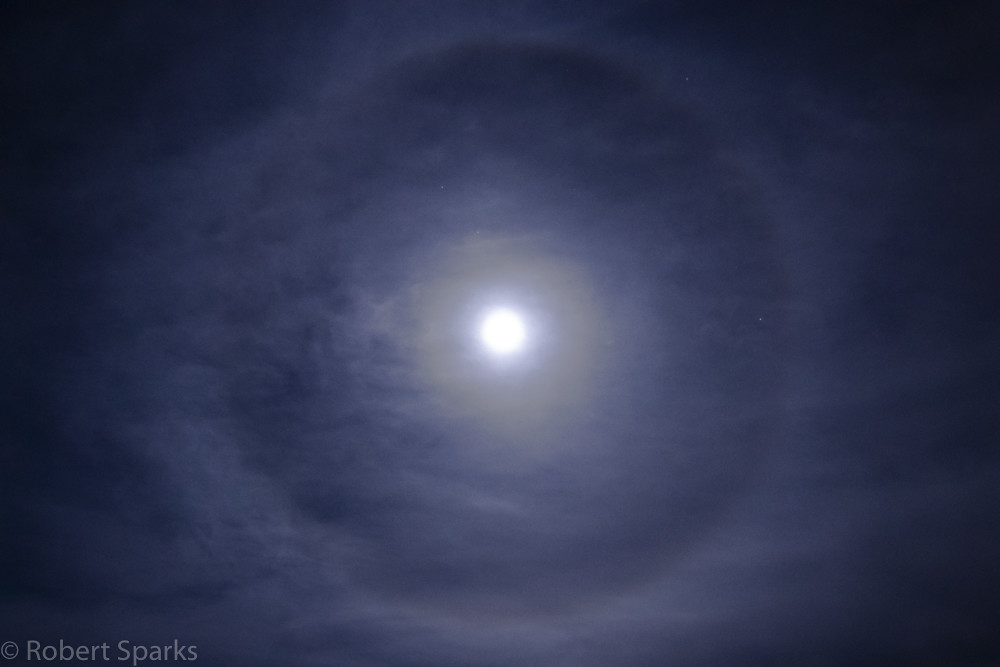 Halo lunar fotografiado desde Tucson, Arizona