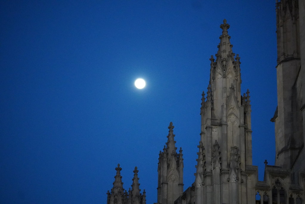 La Luna fotografiada desde Washington, D. C.