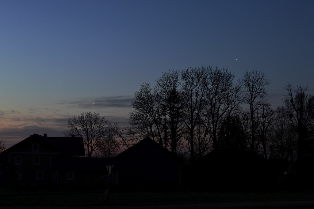 Foto de Júpiter tomada al amanecer en Viena, Austria