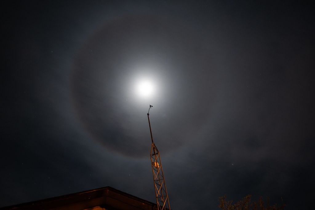 Halo lunar fotografiado desde Okarche, Oklahoma