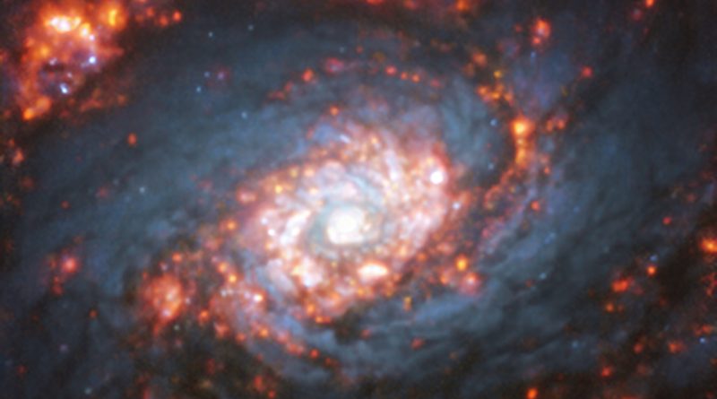 El telescopio VLT obtiene imágenes de NGC 5248, una galaxia con estructura espiral doble