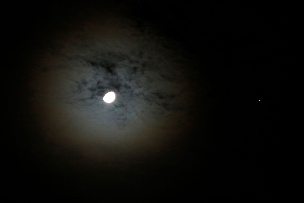 Fotos de la Luna y Júpiter tomadas desde Arenys de Munt, Barcelona (15-octubre)