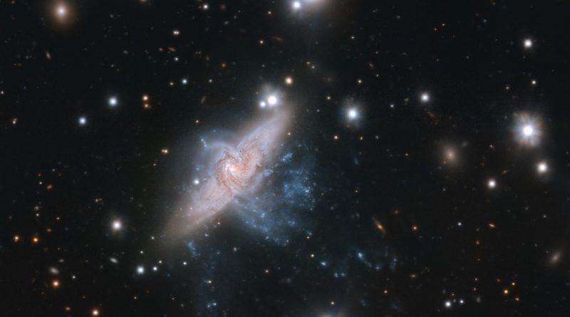 El Telescopio VLT capta dos galaxias que parecen estar unidas